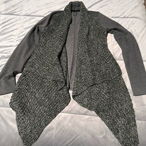 Sweater/ cardigan